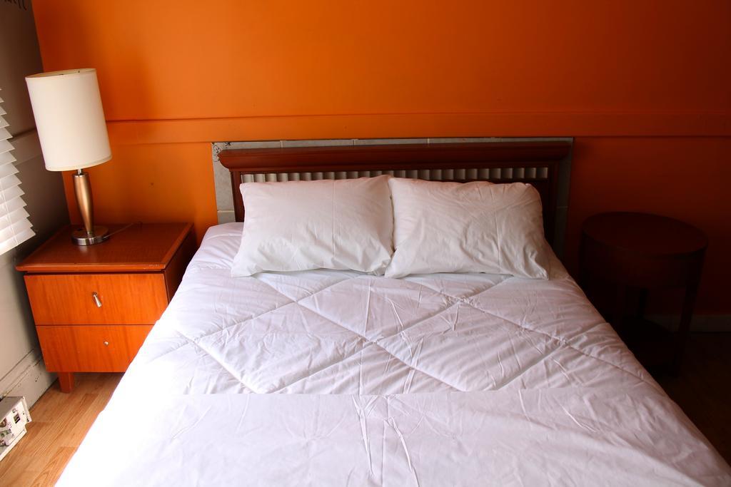Toronto Central Hotel الغرفة الصورة