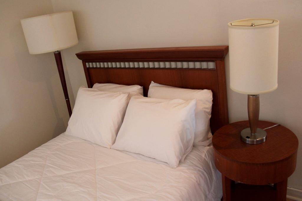 Toronto Central Hotel الغرفة الصورة